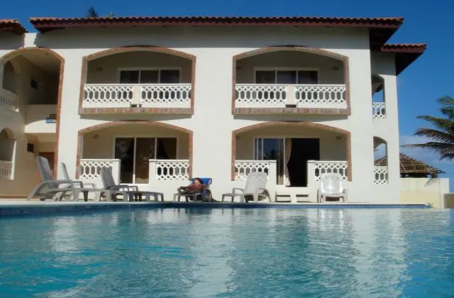 Hotel Barefoot Beach Pad piscina